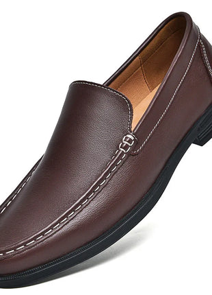 Calzature da uomo in pelle Slip on Office Man Scarpe formali Festa di nozze Scarpe eleganti da uomo Breath Driving Mocassini pigri Mocassini