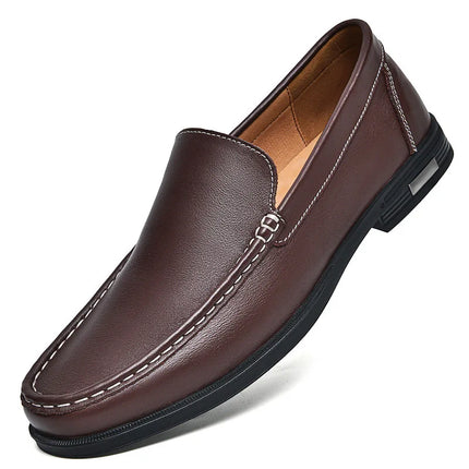 Calzature da uomo in pelle Slip on Office Man Scarpe formali Festa di nozze Scarpe eleganti da uomo Breath Driving Mocassini pigri Mocassini