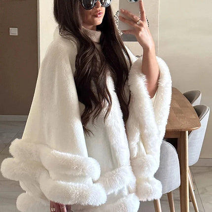 Luxury Women Faux Fur Trim Cape Coat Loose Batwing Poncho Shawl Fuzzy Fur Edge Warm Winter Outerwear Party Street Lady Coats