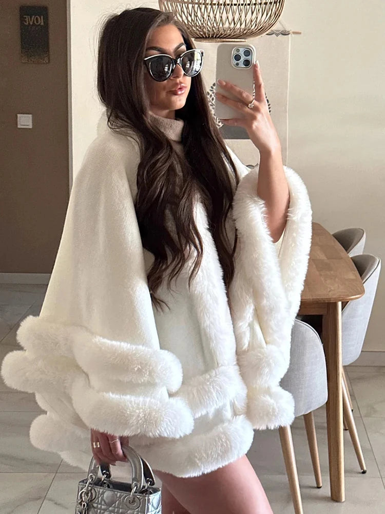 Luxury Women Faux Fur Trim Cape Coat Loose Batwing Poncho Shawl Fuzzy Fur Edge Warm Winter Outerwear Party Street Lady Coats