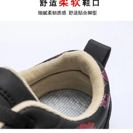Fashion Trend Couples Casual Sneakers Red Sole Rivet Board Shoes for Men High Quality Man's Leather Sneakers for Men Women Shoes