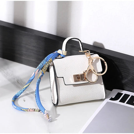 Brand Fashion Coin Purse Luxury Simple Flip Small Bag High-end Bag Pendant Exquisite Lock Silk Scarf Mini Lipstick Headphone Bag PlatiNum