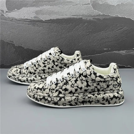 2026 New Rhinestone Spikes Flat Leather Shoes Fashion Men Embroidery Loafer Dress Smoking Slipper Casual Diamond Shoe 38-43