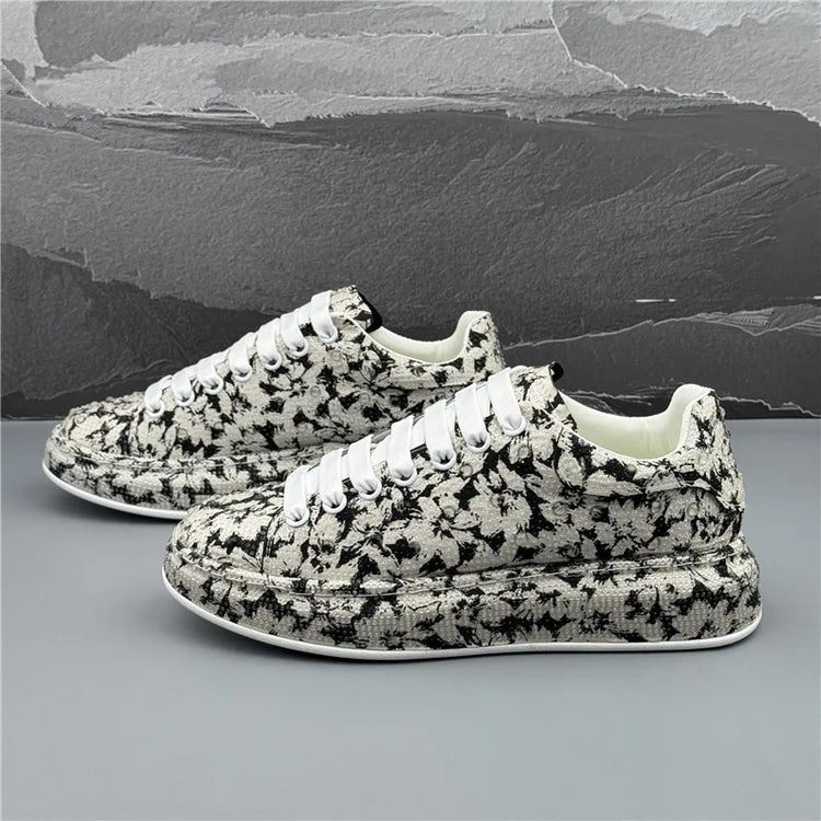 2026 New Rhinestone Spikes Flat Leather Shoes Fashion Men Embroidery Loafer Dress Smoking Slipper Casual Diamond Shoe 38-43