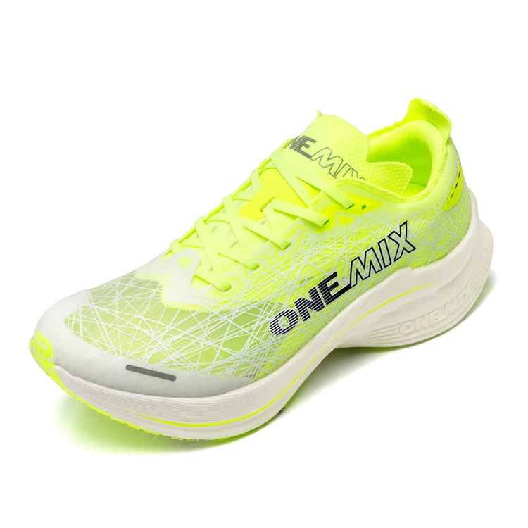 Scarpe da Corsa ONEMIX per Uomo con Piastra in Carbonio, Assorbimento degli Urti, Tecnologia Ultra-Leggera e Reattiva, Sneakers per Sport all'Aperto PlatiNum