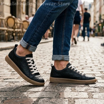 Mens Embossed Texture Casual Sneakers Lace Up Breathable Gum Sole Flat Walking Skateboard Shoes Luxury Design Footwear for Men
