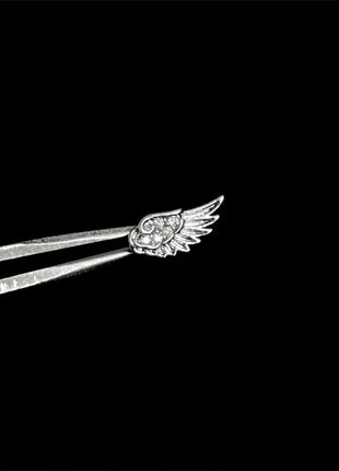 New Fashion Love Wings Cross Acciaio inossidabile Osso dell'orecchio Chiodo Zircone lucido Orecchino con filo alla moda per le donne Accessorio per piercing al corpo platinumshop