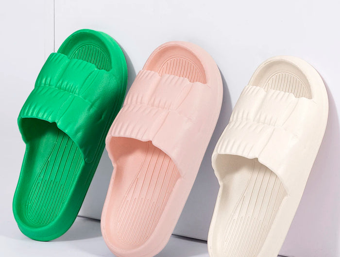 2023 Women's Soft Sole Cloud Slippers Thick Platform Indoor Outdoor Summer Beach Sandals EVA Non-slip Flip Flops