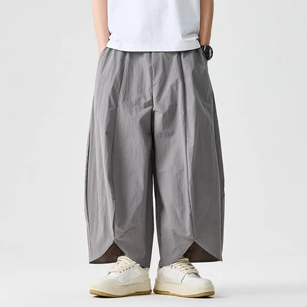 2026 Pantaloni estivi a gamba larga Vendite da uomo Pantaloni casual Stili giapponesi Samurai Costume Harun Pantaloni da uomo Pantaloni lanterna Pantaloni sportivi
