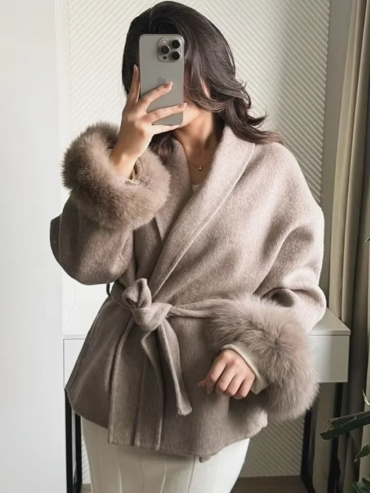 Women Grey Fur Splicing Woolen Coat Casual Belt Full Sleeve Lapel Loose Cardigan Outwear 2025 Lady Winter New Highstreet Jacket