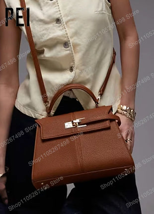 Borsa a Mano Mini Elise di Lusso JW PEI, Borsa a Tracolla in Pelle Martellata alla Moda per Serate Eleganti da Donna