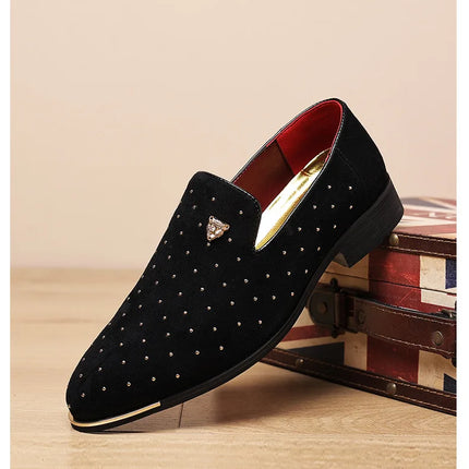 Scarpe eleganti da uomo di lusso Scarpe casual da uomo in pelle scamosciata Mocassini eleganti e comodi Scarpe da lavoro in pelle da uomo Zapatos Hombre