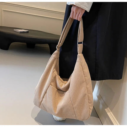 New Large Capacity Casual Crossbody Bag Simple Artistic Commuter Student Single Shoulder Bag Outdoor Leisure Women's Tote Bag PlatiNum