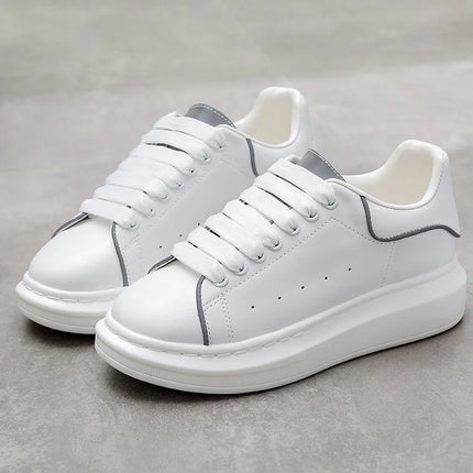 Korean Designer Shoes for Men Casual Breathable Lace-Up Oxfords Shoe Youth White Flats Platform Sneakers Street Style Footwear