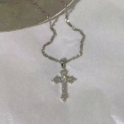Shiny Crystal Zircon Cross Pendant Necklace for Women Girls Punk Silver Color Thin Chain Necklace Party Jewelry Birthday Gift PlatiNum