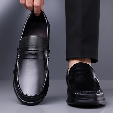 Mocassini in Pelle da Uomo Estate 2026, Scarpe Casual Slip-on Traspiranti, Comode per Camminare e per l'Ufficio