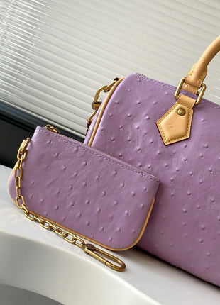Mini Borsa Boston in Pelle Goffrata Effetto Struzzo Color Lavanda, Borsa di Lusso Multiuso