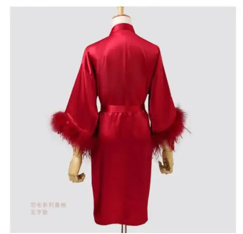 Donna piuma sposa damigella d'onore abito da sposa raso Kimono accappatoio abito da notte ricamo lettera camicia da notte scollo a v Lingerie