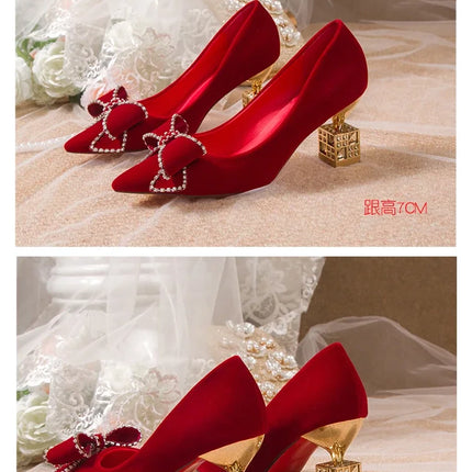 Moda di lusso Rivetto Fibbia Cintura Appartamenti Mocassino slip-on da donna Scarpe a punta Scarpe da balletto Mocassini da donna da ufficio 2025