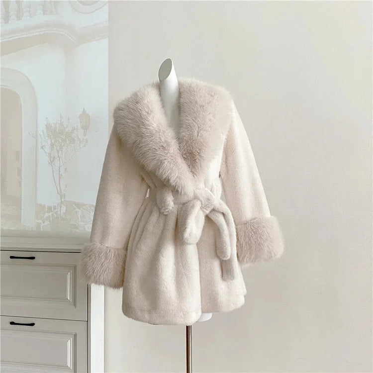 Winter Luxury Women Faux Furs Jackets Coats With Belt Elegant Waist Hugging Slimming Fur Big Collar Thickened Warm Outerwear