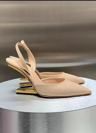 Estate Tacchi strani Scarpe da donna Design tinta unita Scarpe da donna con cinturini posteriori da viaggio Punta a punta Moda Zapatos Para Mujere