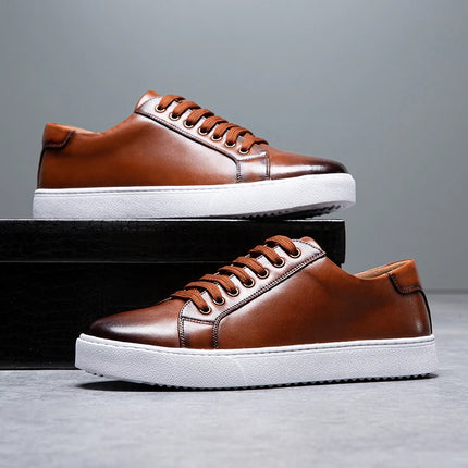 New Men Casual Sports Vulcanized Shoes Comfortable Fashionable Flat Heeled Leather Shoes Outdoor Driving Travel Brand Shoes Men