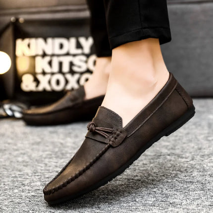 Scarpe da uomo 2025 Mocassini da uomo Comode scarpe da guida slip-on Moda uomo Scarpe casual Estate Versatile Zapatos Para Hombres