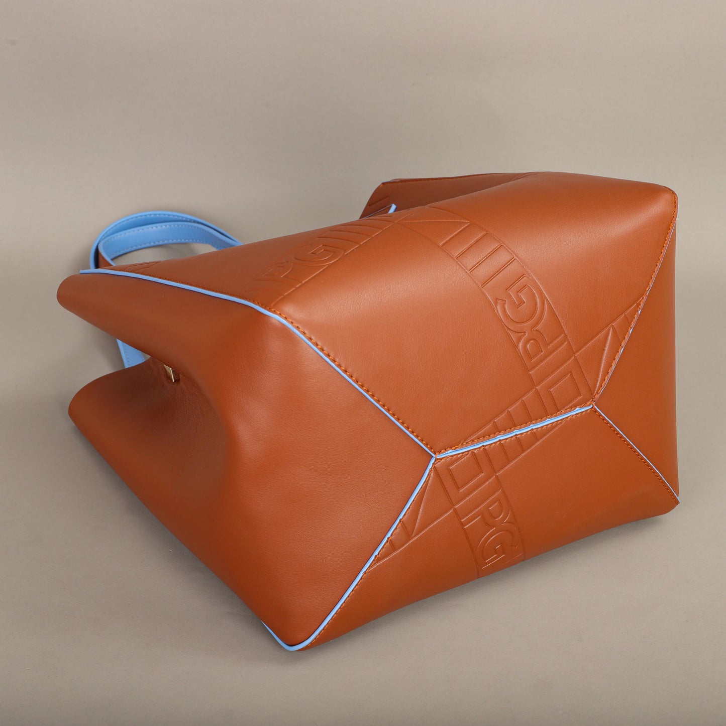 PG PATSY GARIS Borsa da donna di lusso leggera Design di marca di nicchia 2024 Borsa a tracolla All Match di nuova moda