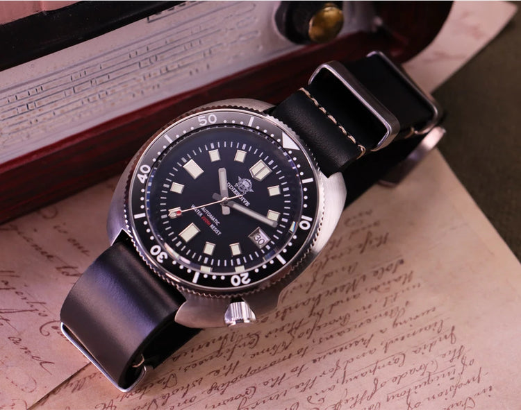ADDIESDIVE Men's Watch Sapphire Glass Stainless Steel NH35 Automatic Mechanical Watch BGW9 Luminous 200m Waterproof Dive Watch
