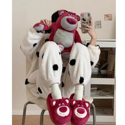 Fashion Strawberry Bear Girl Plush Cotton Slippers for Winter Warmth Indoor with Soft Plush Leisure Cotton Slippers Gifts