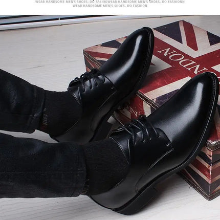 Scarpe Formali da Uomo in Pelle Traspirante con Design Traforato, Casual Estive a Punta Tonda e Tacco Basso, Comode da Indossare