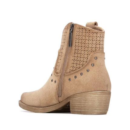 Women's boot, from the refresh brand. 175042 beige.