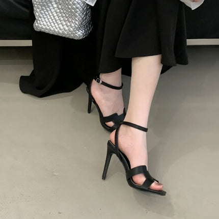 Alionly 2026 New Summer Fashion Open Toe Sandals Women Metal Buckle Narrow Band Thin Low Heel Gladiator Party Shoes