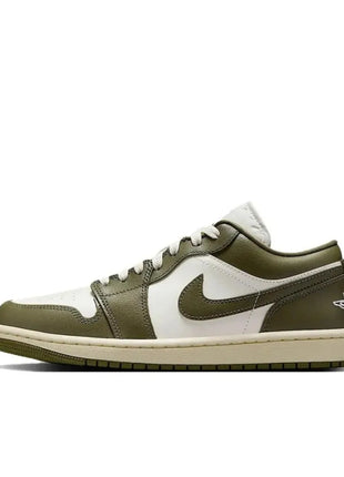 Scarpe da basket Nike Air Jordan 1 Low unisex, ammortizzate, antiscivolo, resistenti e dal design classico IO2242-101 platinumshop