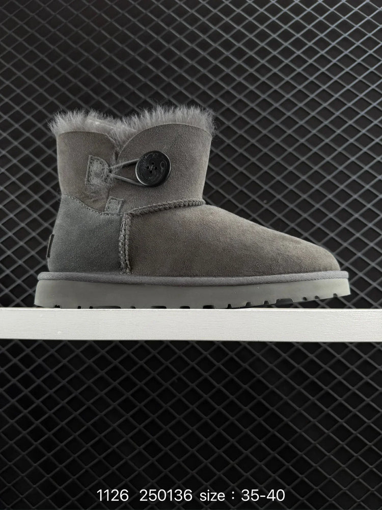 2026 Winter Boots Fur Ladies Snow Boots Real Sheepskin Wool Low-cut Warm Fur Shoes Man and Women Winter Short Boots Super Mini