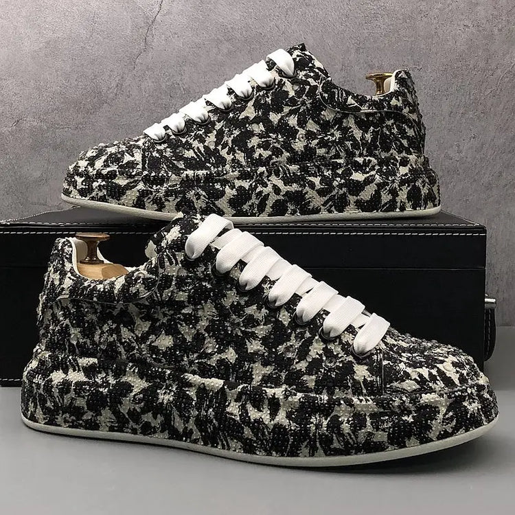 New Men Shoes Outdoor Casual Sneakers Rhinestone Board Shoes Men Fashion Deerskin Sports Large Size Shoes Men Zapatillas Hombre