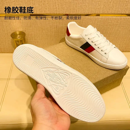 2026 Sneakers Men Bee Shoes High Quality Embroidery Men's Skateboard Shoes Comfortable Low Cut