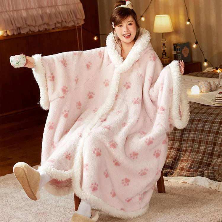 New Cute Blanket Hooded Cloak Coral Velvet Pajamas Women's Autumn Winter Thickened Robe Blanket Multifunctional Thermal Products