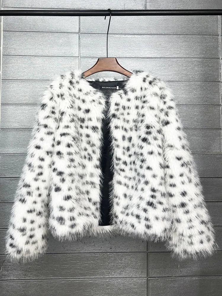 ZADORIN Preppy Style White Leopard Black Dots Faux Fur Coat Women O-Neck Furry Short Faux Fur Jacket Winter Clothes Women 2025
