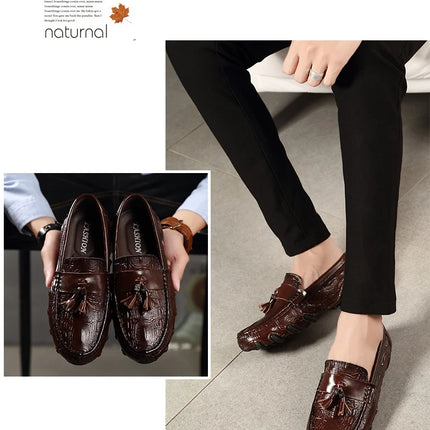 Mocassini da uomo di marca di lusso 2023 scarpe Casual in vera pelle mocassini con motivo a coccodrillo scarpe da uomo Plus Size 38-47 scarpe da guida