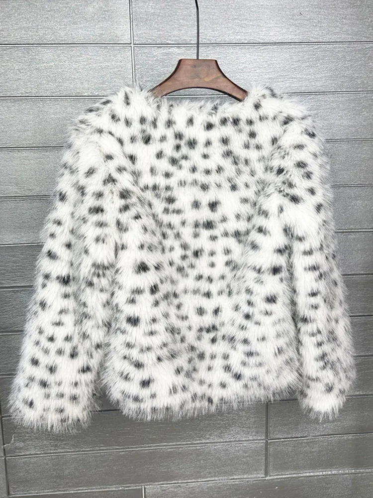 ZADORIN Preppy Style White Leopard Black Dots Faux Fur Coat Women O-Neck Furry Short Faux Fur Jacket Winter Clothes Women 2025