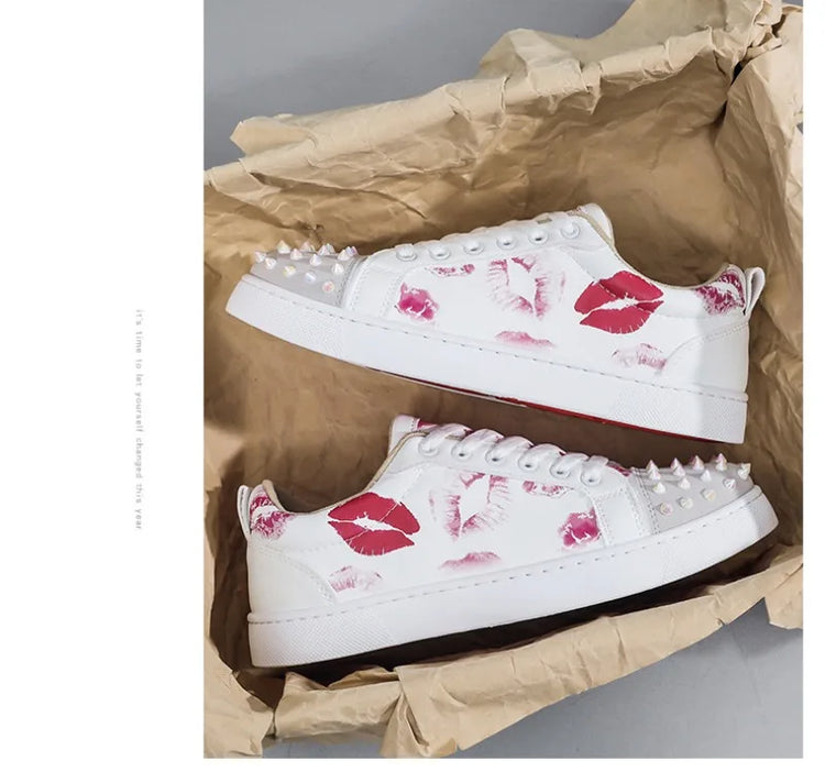 Fashion Trend Couples Casual Sneakers Red Sole Rivet Board Shoes for Men High Quality Man's Leather Sneakers for Men Women Shoes