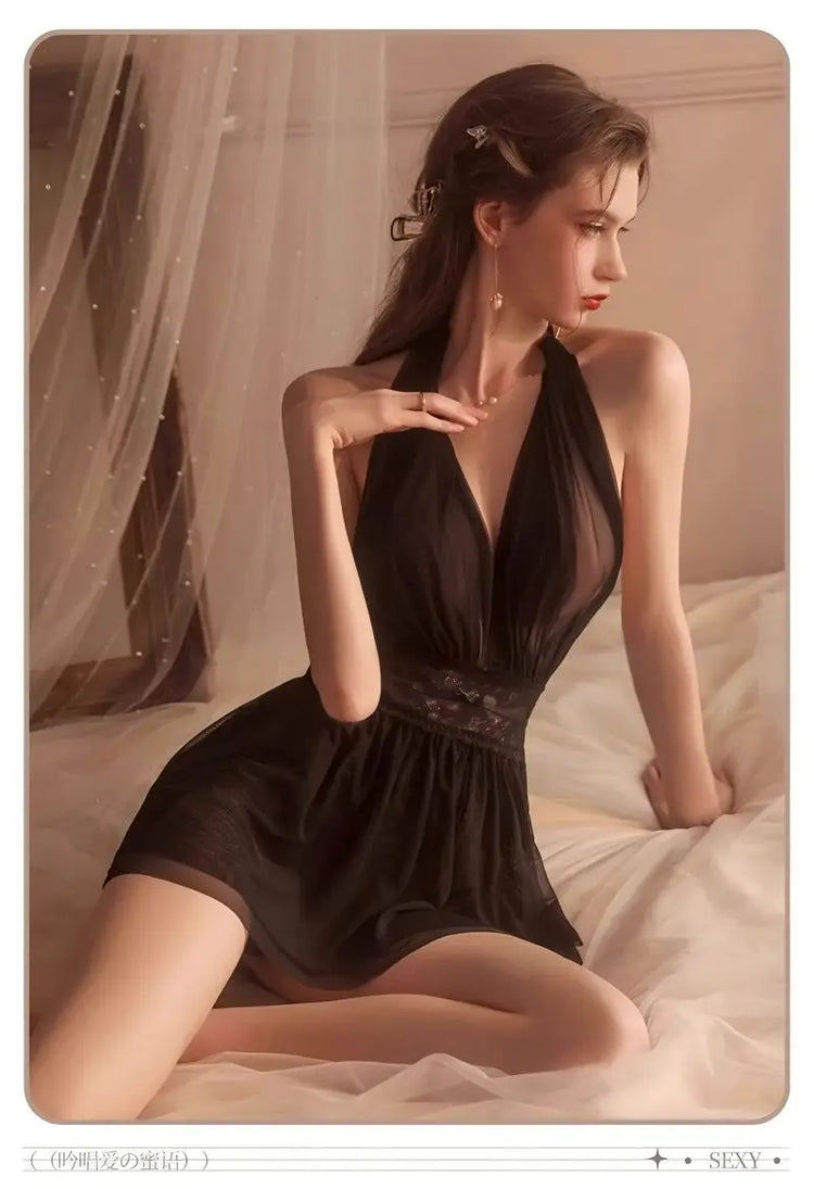 Sexy off-shoulder chiffon lingerie, deep V-neck backless dress, pajamas, uniforms, sheer nightgowns, temperament lingerie.