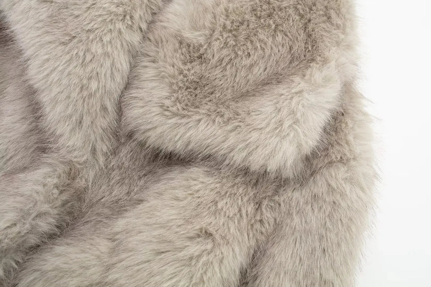 Women Elegant Faux Fur Coat Warm Fluffy Loose Long Sleeve Lapel Jacket Autumn Winter Fashion High Street Lady Outerwear
