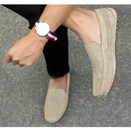 Mocassini da uomo in pelle scamosciata di lusso 2022 scarpe casual da uomo scarpe da barca fatte a mano da uomo Slipon scarpe da guida mocassini maschili Zapatos