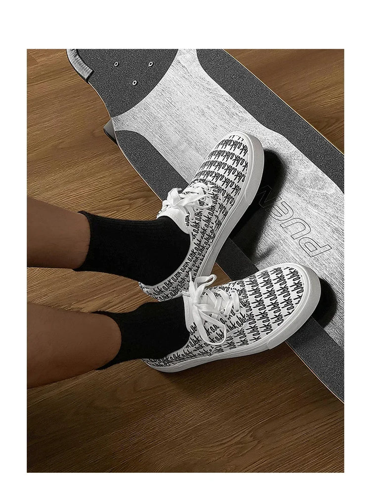 Designer Canvas Casual shoes for men  Flats Vulcanized Shoes Original printed sneakers male Skateboard street shoes men Tennis