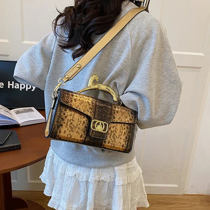 New Ladies Metal Buckle Simple Fashion Shoulder Bag Party Commuting Bag Women Luxury Brand Design PU Leather Bag PlatiNum