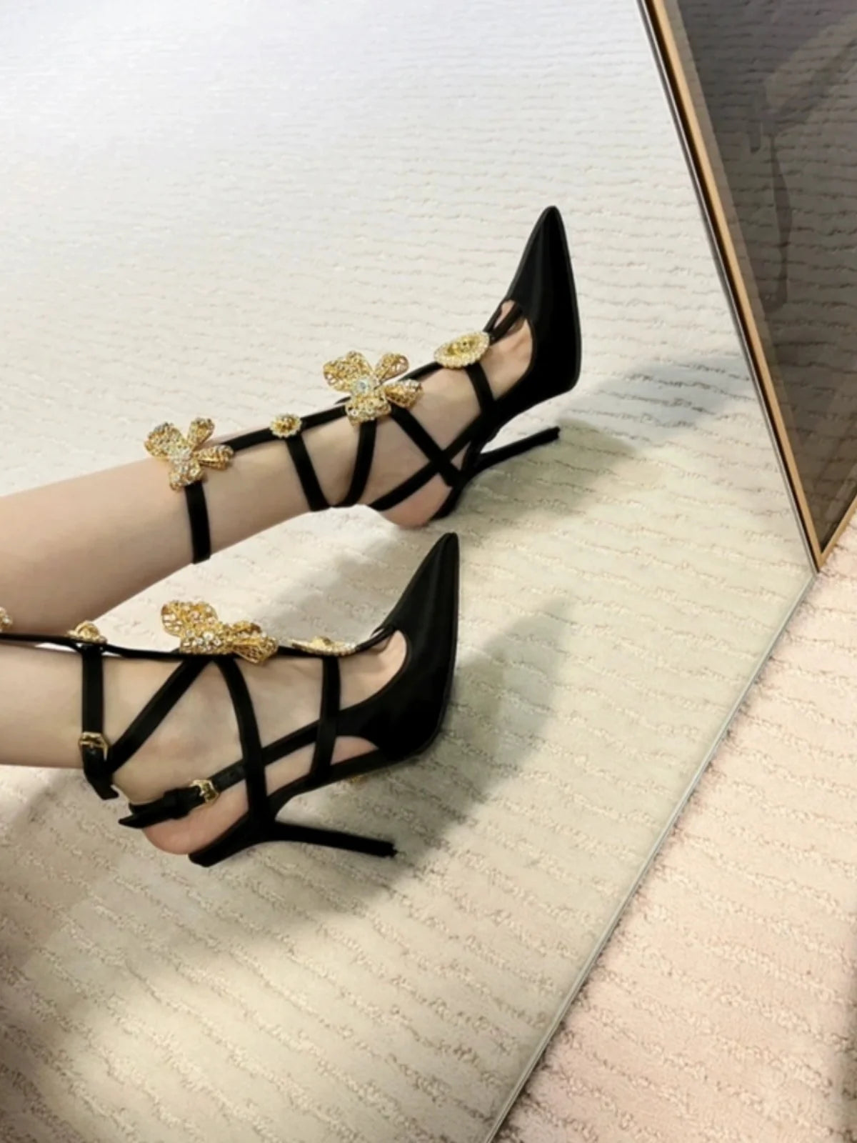 Sex Pointed Toe Bow-knot Female Pumps Crystal Fine Heels Women Sandals Buckle Strap Stiletto Lady Dress Shoes Zapatos Mujer