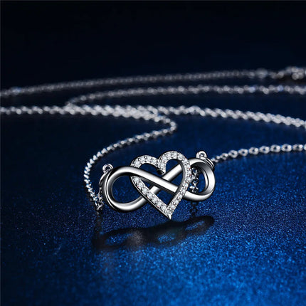 Nuova collana in argento sterling 925 con ciondolo Moissanite classico per le donne Moda nobile gioielli da sposa regali per feste di buona qualità PlatiNum