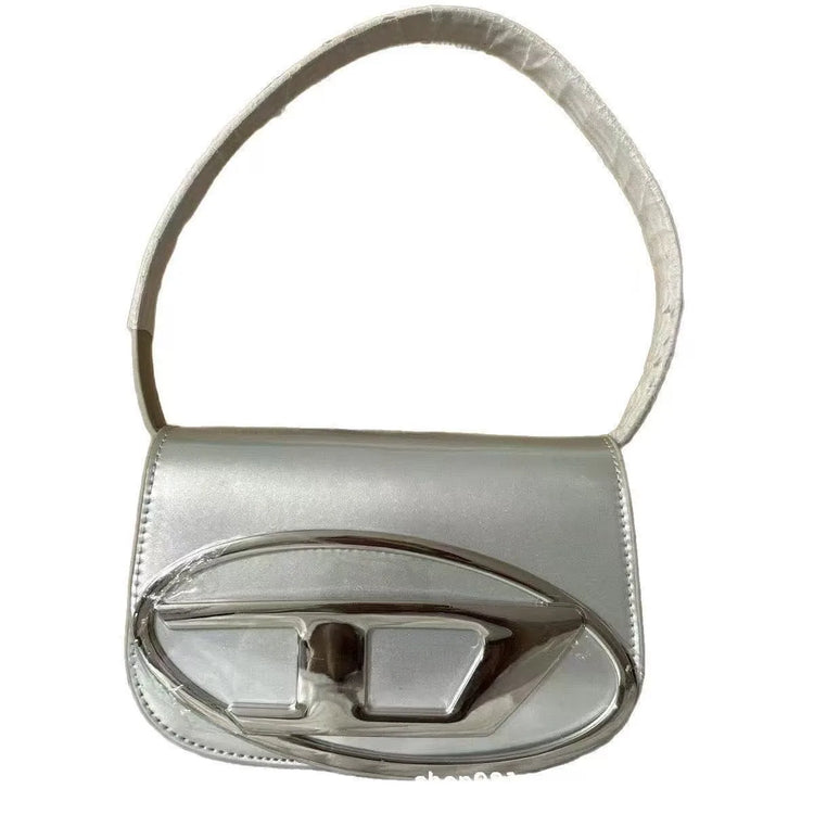 Borsa a Tracolla in Pelle PU Effetto Specchio Argento Lucido con Decorazione Ovale in Rilievo, Tracolla Staccabile, Mini Borsetta Futuristica da Donna
